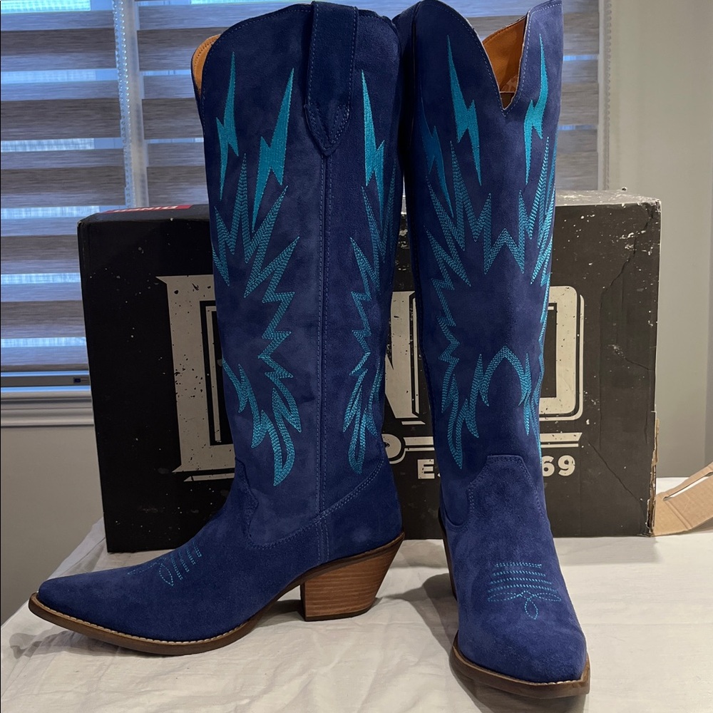 Dingo Thunder Road Blue Size 9